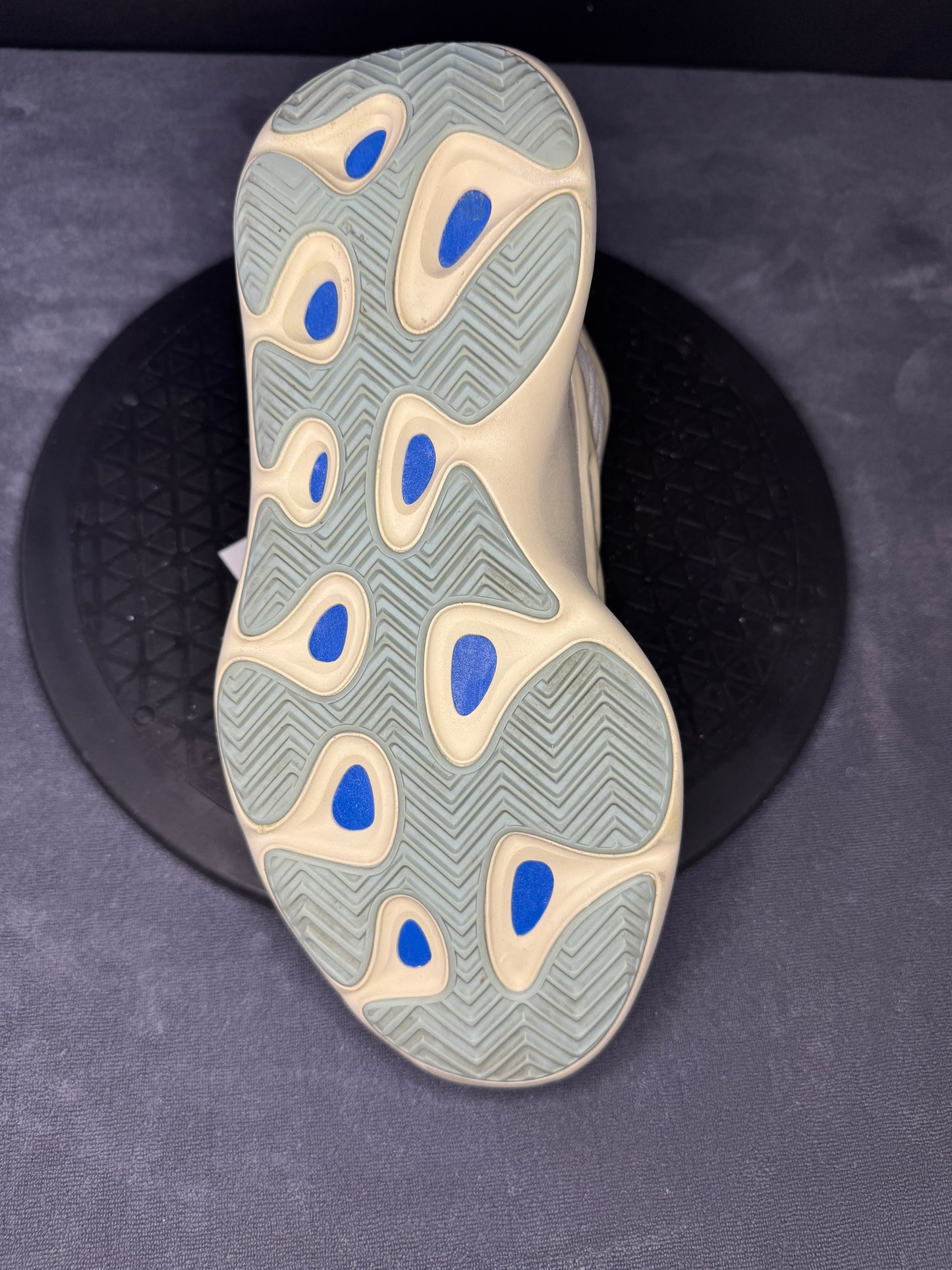 Yeezy 700 V3 ‘Azael’
